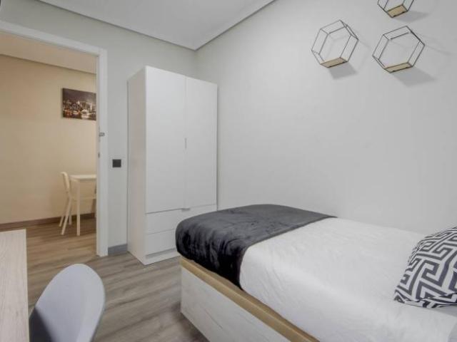 Alquiler 5 Dormitorio Shared Living/Roommate Madrid Madrid DS101809186
