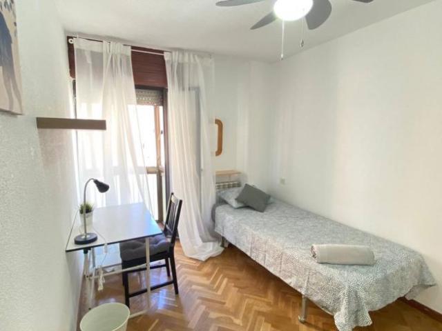 Alquiler 5 Dormitorio Shared Living/Roommate Madrid Madrid DS104713700