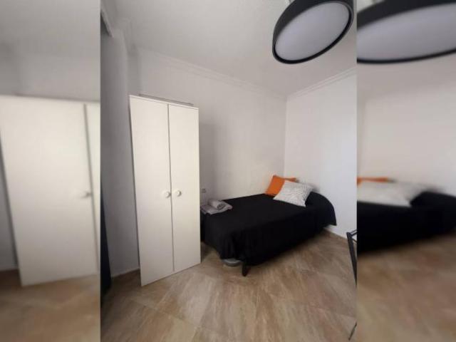 Alquiler 5 Dormitorio Shared Living/Roommate Malaga Malaga DLS96467787