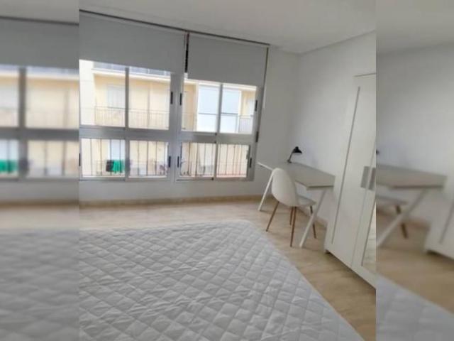 Alquiler 5 Dormitorio Shared Living/Roommate Almeria Almeria DS102852279