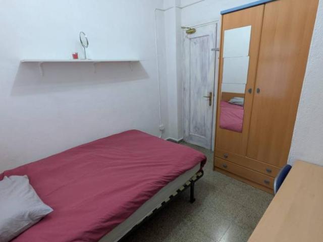Alquiler 5 Dormitorio Shared Living/Roommate Barcelona Barcelona DS90640349
