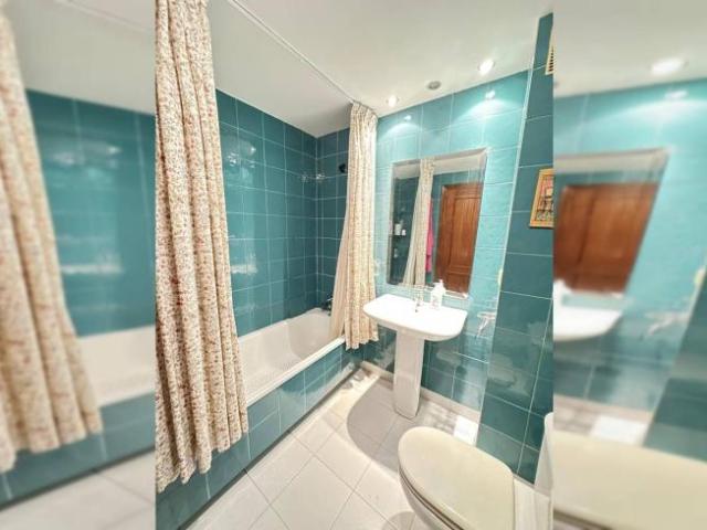Alquiler 5 Dormitorio Shared Living/Roommate Granada Granada DS103925507