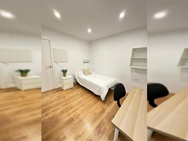 Alquiler 5 Dormitorio Shared Living/Roommate Pamplona Pamplona DS103926233