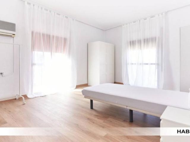 Alquiler 5 Dormitorio Shared Living/Roommate Seville Seville DLS101821556