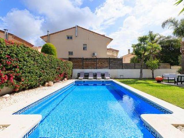 Alquiler 5 Dormitorio Villa Cambrils CataluñaCatalonia DLS98304047