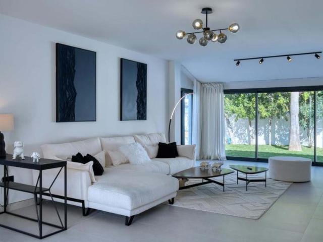 Alquiler 5 Dormitorio Villa Málaga Andalusia DLS99932566