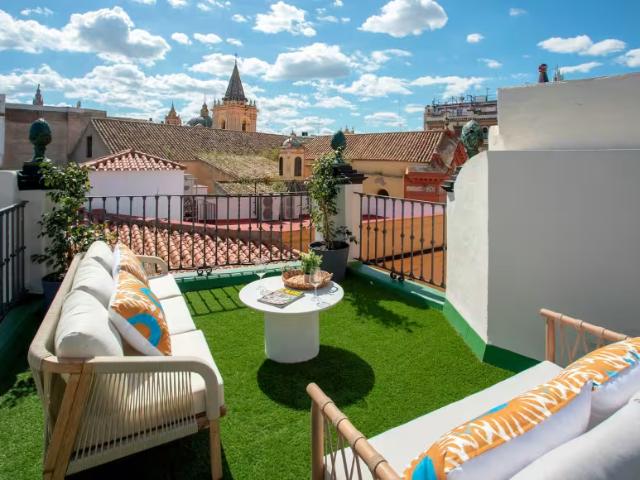 Alquiler 6 Dormitorio Apartamentos Sevilla Sevilla DLS96345569