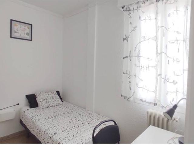 Alquiler 6 Dormitorio Shared Living/Roommate Zaragoza Zaragoza DLS101772434