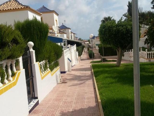 Alquiler 8 Dormitorio Casa Torrevieja Alicante Spanien DS96270797