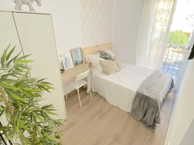 Alquiler 11 Dormitorio Shared Living/Roommate Seville Seville DS101021152