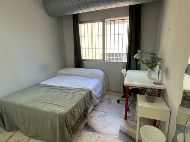 Alquiler 17 Dormitorio Shared Living/Roommate Seville Seville DS98334423
