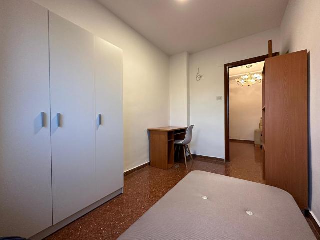 Alquiler 1 Dormitorio Shared Living/Roommate Granada Granada DLS72357682