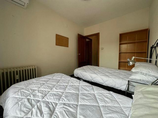 Alquiler 1 Dormitorio Shared Living/Roommate Granada Granada DS100530558