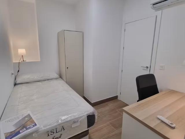 Alquiler 1 Dormitorio Shared Living/Roommate La Ñora La Ñora DS95915087