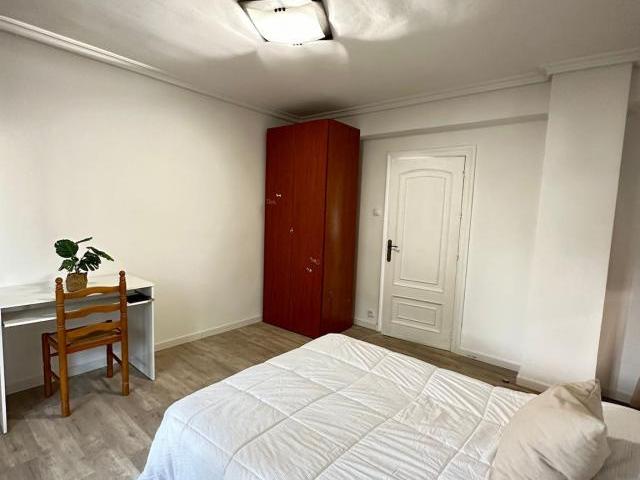 Alquiler 1 Dormitorio Shared Living/Roommate Pamplona Pamplona DLS67357805