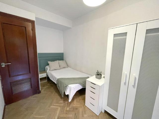 Alquiler 1 Dormitorio Shared Living/Roommate Sevilla Sevilla DLS100842974