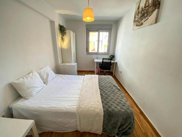 Alquiler 1 Dormitorio Shared Living/Roommate Sevilla Sevilla DLS102205995