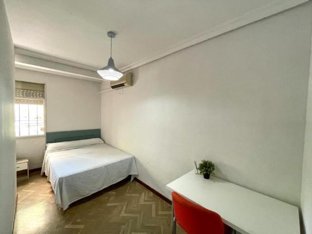 Alquiler 1 Dormitorio Shared Living/Roommate Sevilla Sevilla DS100719247
