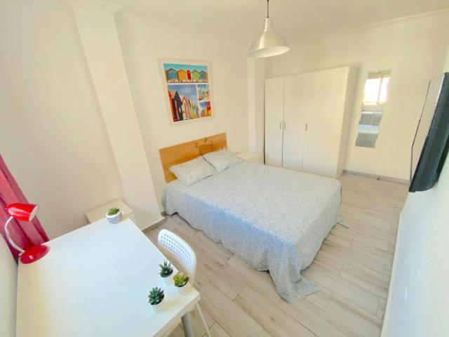 Alquiler 1 Dormitorio Shared Living/Roommate Sevilla Sevilla DS102436416