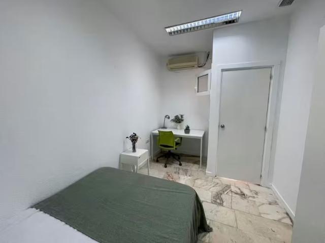 Alquiler 1 Dormitorio Shared Living/Roommate Sevilla Sevilla DS97943004