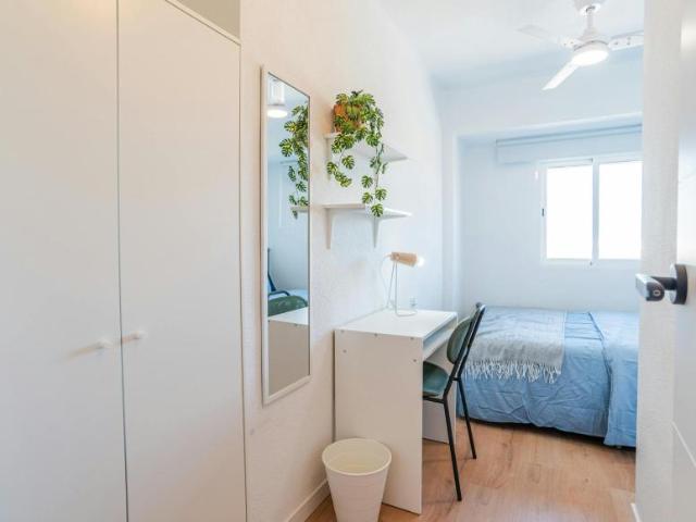 Alquiler 1 Dormitorio Shared Living/Roommate Silla Silla DLS101838646