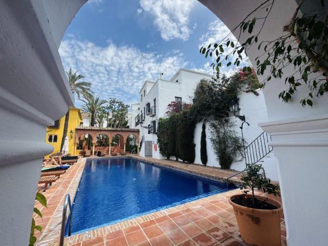 Alquiler 2 Dormitorio Casa Málaga Andalusia DLS100038957
