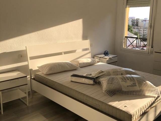 Alquiler 2 Dormitorio Casa Málaga Málaga DLS71018088