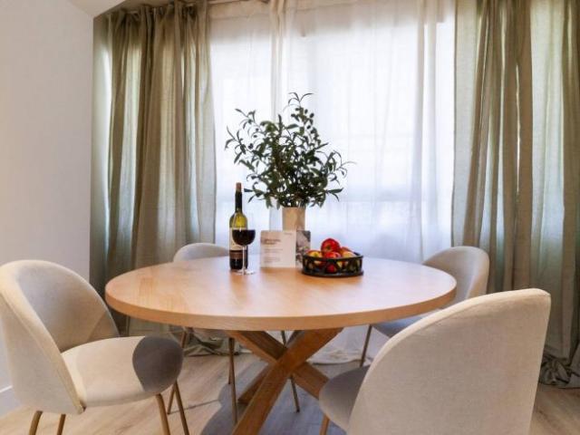 Alquiler 2 Dormitorio Apartamentos Madrid Madrid DLS99010193