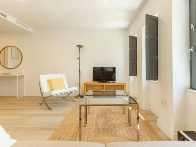 Alquiler 2 Dormitorio Apartamentos Sevilla Sevilla DLS96742854