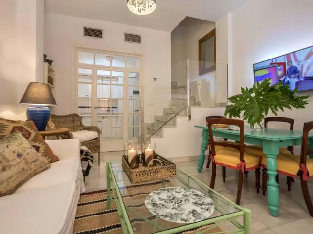 Alquiler 2 Dormitorio Apartamentos Sevilla Sevilla DLS98385825