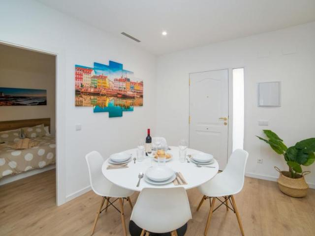 Alquiler 2 Dormitorio Apartamentos Valencia Valencia DLS99829849