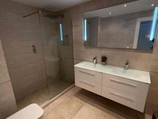 Alquiler 3 Dormitorio Casa Málaga Andalusia DLS101348685