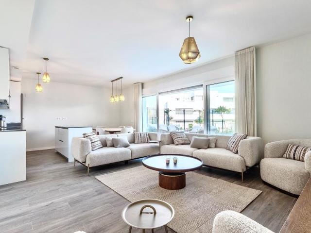Alquiler 3 Dormitorio Apartamentos Málaga Andalusia DS99563688