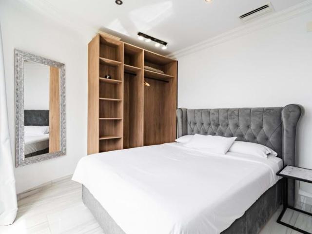 Alquiler 3 Dormitorio Apartamentos Málaga Andalusia DS100039016