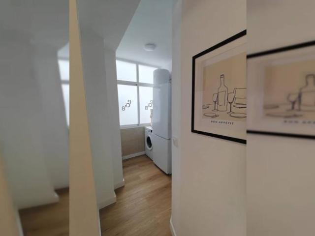 Alquiler 3 Dormitorio Apartamentos Seville Seville DLS94448939