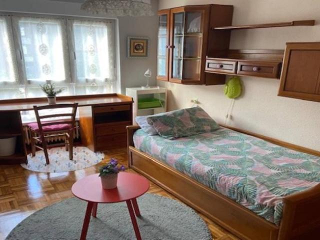 Alquiler 3 Dormitorio Shared Living/Roommate Oviedo Oviedo DLS101833844