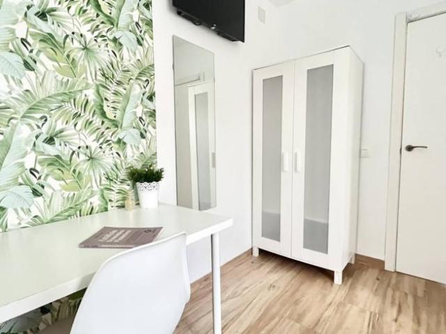 Alquiler 3 Dormitorio Shared Living/Roommate Seville Seville DS103181656