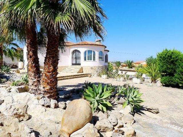 Alquiler 3 Dormitorio Villa Calp Comunidad Valenciana DLS98303434