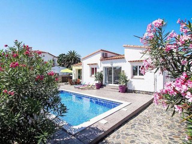 Alquiler 3 Dormitorio Villa Girona CataluñaCatalonia DLS98303511