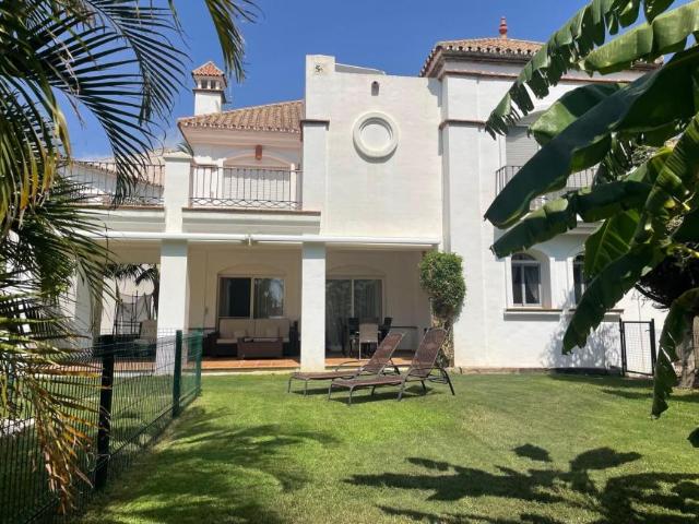 Alquiler 3 Dormitorio Villa Málaga Andalusia DLS100038609