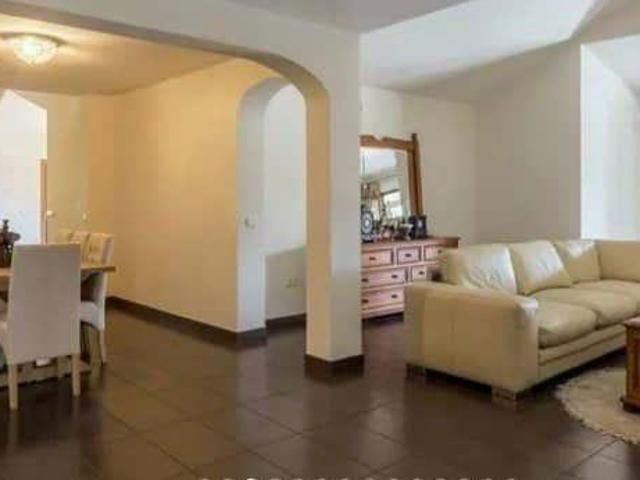Alquiler 3 Dormitorio Villa Málaga Andalusia DLS101348645