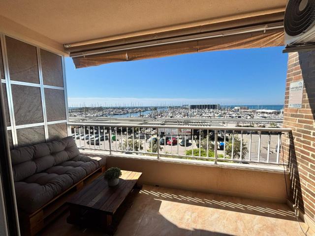 ALQUILER TODO EL AÑO | ESPECTACULAR APARTAMENTO EN PRIMERA LÍNEA