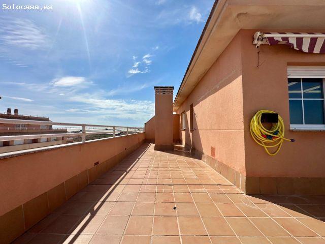 Alquiler Vacacional en Roquetas de Mar | Ático exterior con vistas al mar