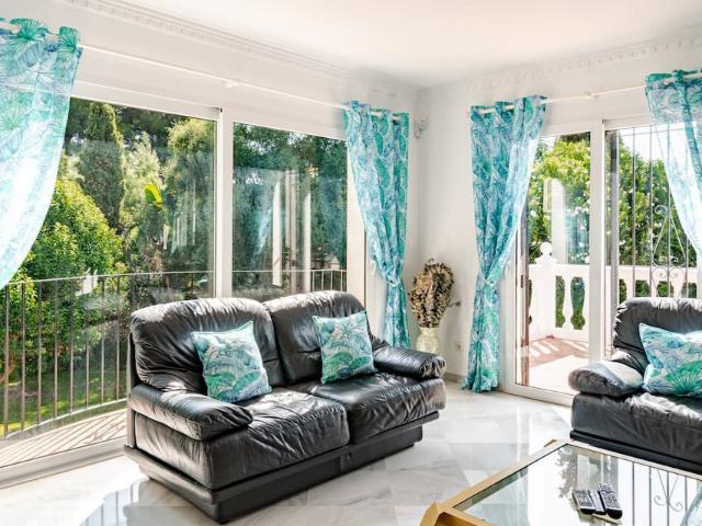 Alquiler Villa en Milla De Oro, Marbella