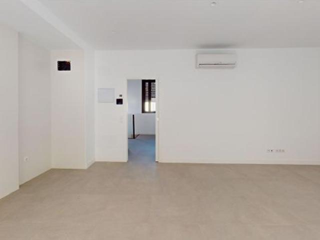 ALQUILER VIVIENDA UNIFAMILIAR ADOSADA EN EL CENTRO