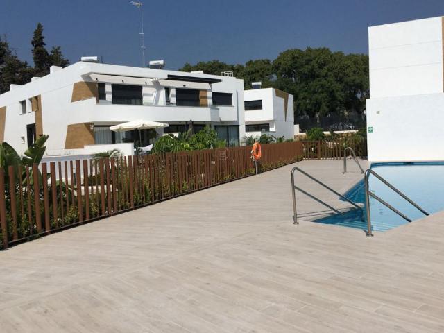 Alquiler Adosado en Nueva Andalucía Los Naranjos, Marbella