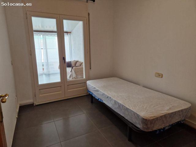 ALQUILER ANUAL PISO CENTRO DE ROSES 2 HABITACIONES DOBLES