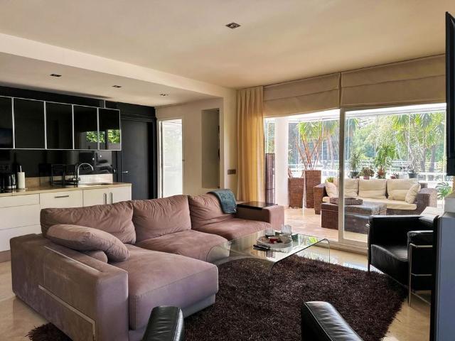 Alquiler Apartamento en Este Golf Río Real, Marbella