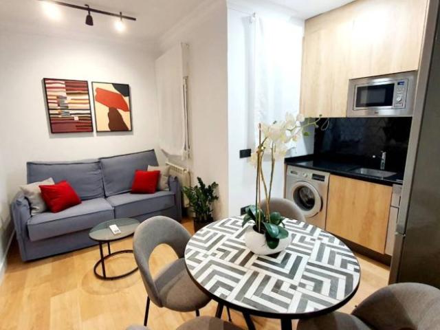 Alquiler Apartamentos Madrid Madrid DLS101771848