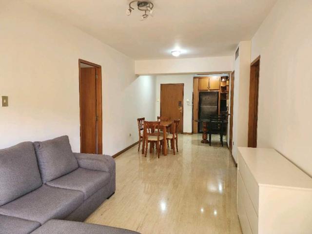 Alquiler apto. Campo Alegre 2H/1+ medio baño/ 2 Estacionamiento